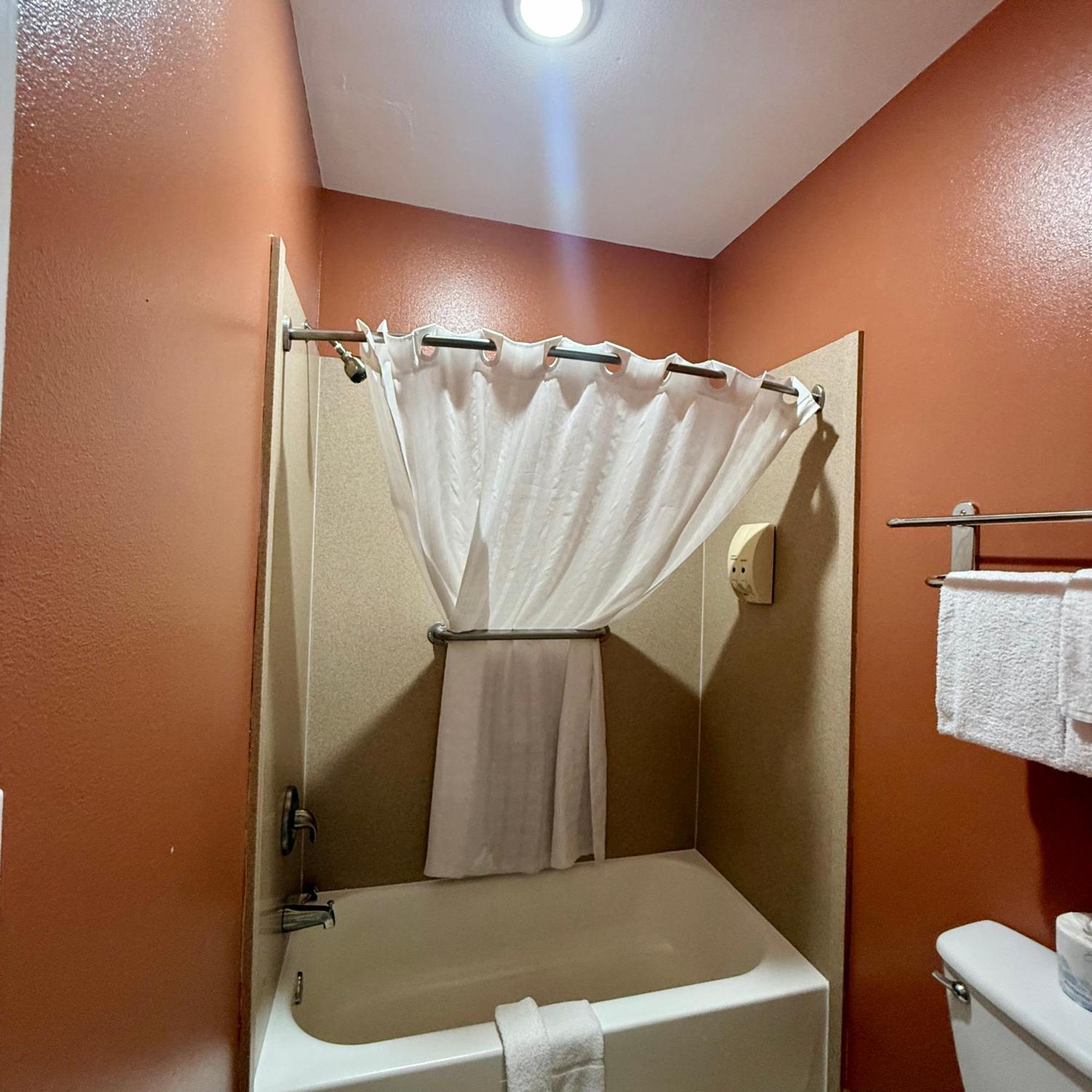Weslaco Inn - Weslaco/Mercedes エクステリア 写真